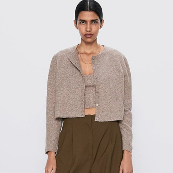 Zara Sweaters - ZARA | Wool Blend Cropped Cardigan 🤎